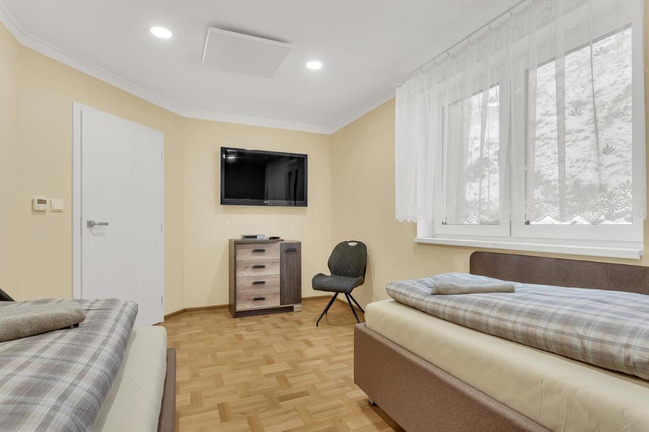 Apartmány Na Výhledech Loučná pod Klínovcem Esterno foto