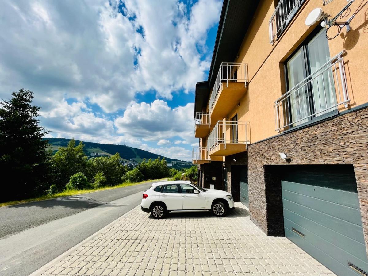 Apartmány Na Výhledech Loučná pod Klínovcem Esterno foto
